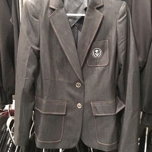 Brand new Tommy Hilfiger blazer. SO FLATTERING